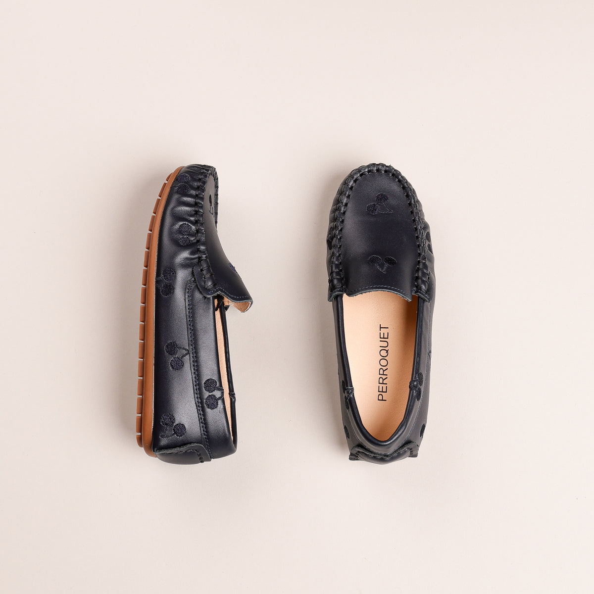 EMBROIDERED LOAFER